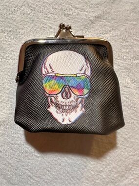 ⭐️ Black Coin Purse with Multicolor Skull Graphic